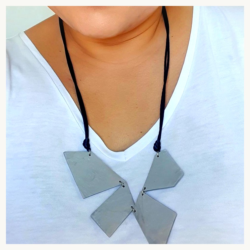 Colar diamantes minimalistas